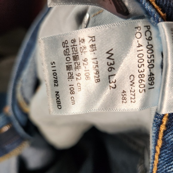 Levi's 505 Jeans Mens 36X32 Blue Regular Fit Straight Leg Denim - Picture 9 of 13